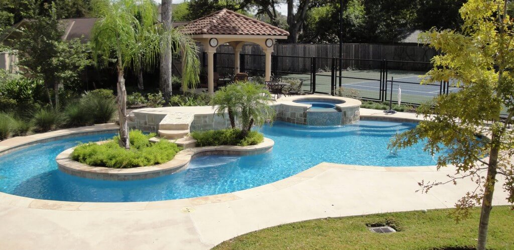 licensed pool contractor